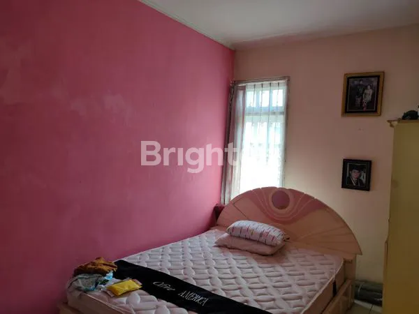 image RUMAH 2 LANTAI HOEK PBI ARAYA (8)