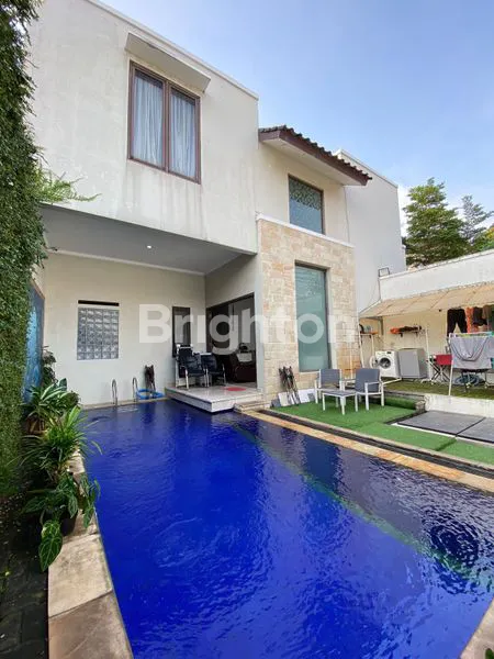 image RUMAH MEWAH ADA KOLAM RENANG DI JATIPADANG JAKARTA SELATAN MURAH (1)