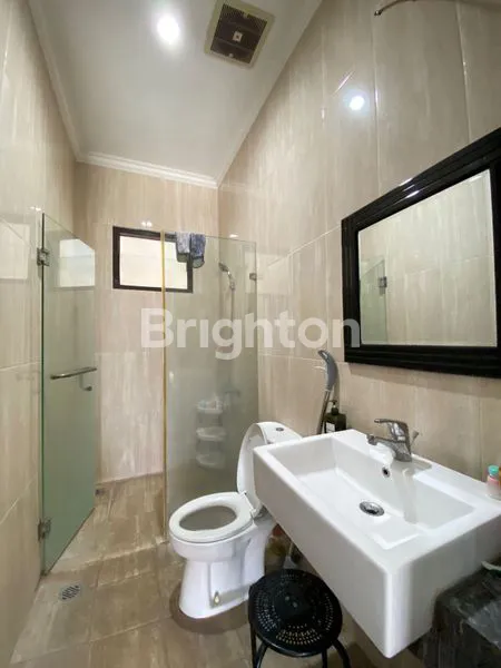 image RUMAH MEWAH ADA KOLAM RENANG DI JATIPADANG JAKARTA SELATAN MURAH (5)