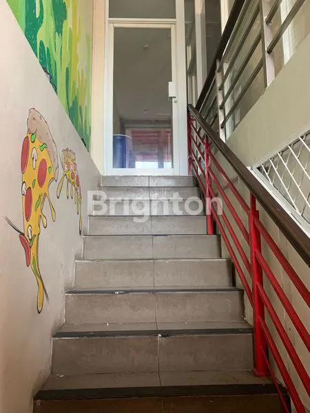 image RUKO DI LOKASI STRATEGIS JALAN PAUS RAWAMANGUN (3)