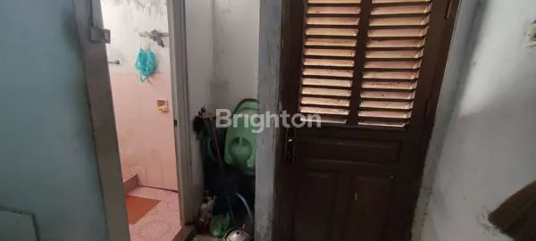 image RUMAH HOOK DI LOKASI PENDUDUK, DAERAH KALIPANCUR SEMARANG BARAT (7)