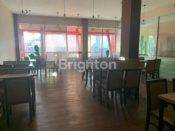 image RUKO DI LOKASI STRATEGIS JALAN PAUS RAWAMANGUN (7)