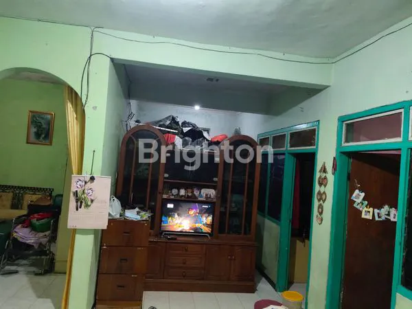 image RUMAH 3 LANTAI SIAP HUNI DI LIDAH KULON SURABAYA (4)