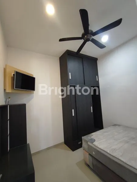 image RUMAH SEMI FURNISH 2 LANTAI KLAMPIS SEMOLO TIMUR (8)