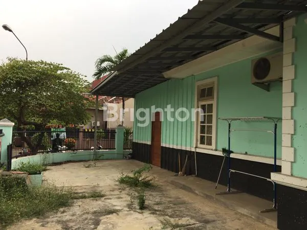 image RUMAH STRATEGIS POSISI HOOK DI BANJARWIJAYA TANGERANG (2)