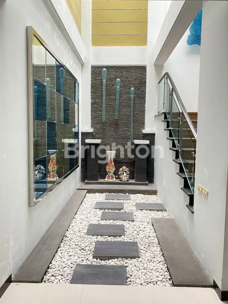image LUXURY HOUSE RAYA KLAMPIS ANOM (5)