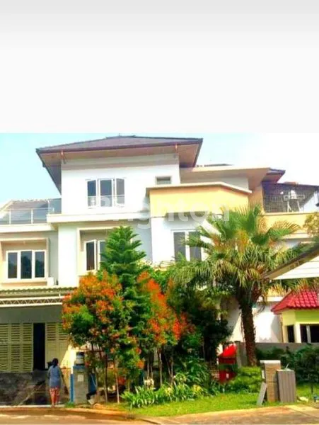 image RUMAH 3 LANTAI MEWAH DAN ASRI SIAP HUNI DI CLUSTER PALMYRA @ ALAM SUTERA (1)