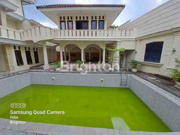 image RUMAH + SWIMMING POOL DEKAT SOEKARNO HATTA LOWOKWARU MALANG (4)