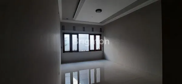 image RUMAH BARU SIAP HUNI DI JAKARTA TIMUR (2)