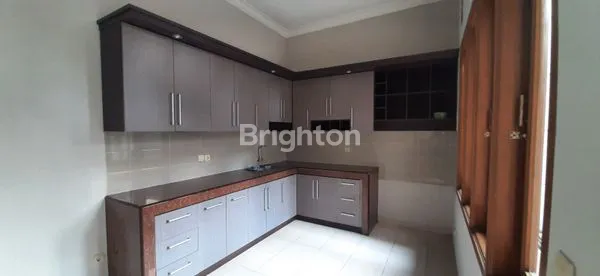 image RUMAH BARU SIAP HUNI DI JAKARTA TIMUR (7)