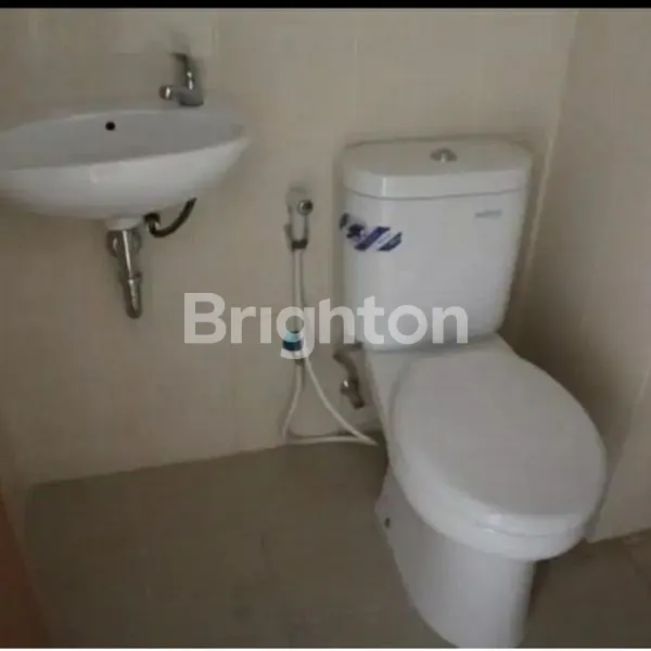 image BALE HINGGIL STUDIO LANTAI RENDAH VIEW POOL (8)