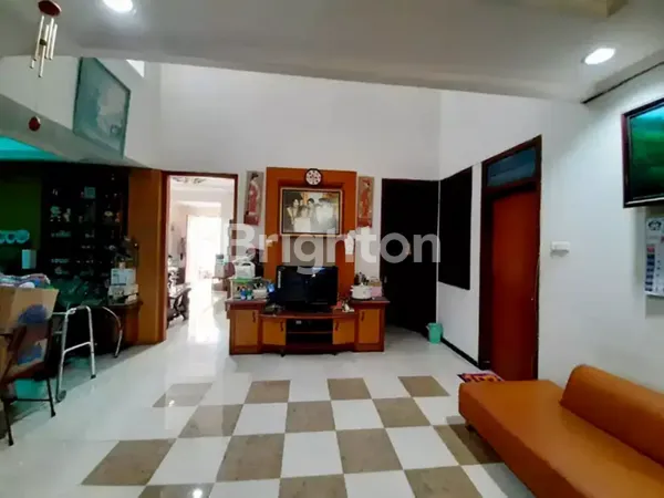 image RUMAH 2 LT DI MANYAR JAYA SURABAYA LETAK STRATEGIS  (6)