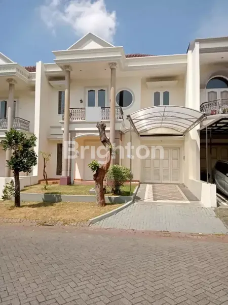 image RUMAH MEWAH DI ROYAL PARK (1)