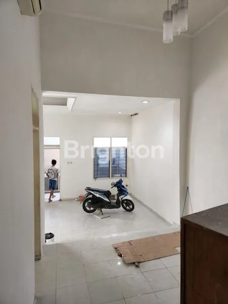 image DIJUAL RUMAH PLOSO TIMUR (2)