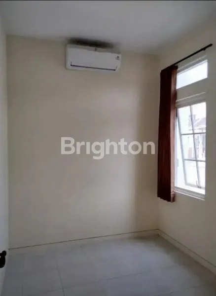 image RUMAH SEMI FURNISH SIAP HUNI DEKAT CITO SURABAYA (3)