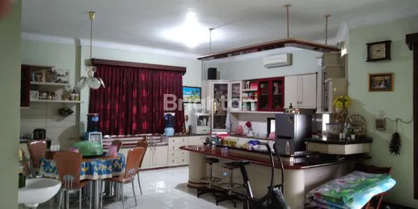 image HUNIAN TOKO STRATEGIS DI TENGAH KOTA KEDIRI (3)