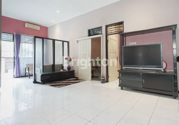 image RUMAH NYAMAN TAMAN PONDOK INDAH  (5)