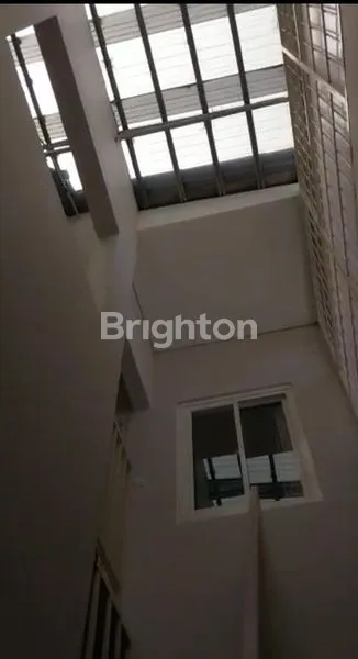 image RUMAH SIAP HUNI PONDOK TANJUNG PERMAI DAERAH WONOREJO PERMAI SURABAYA (1)