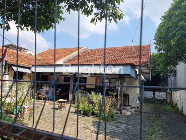 image RUMAH COCOK UNTUK KANTOR DI HALMAHERA SEMARANG (1)