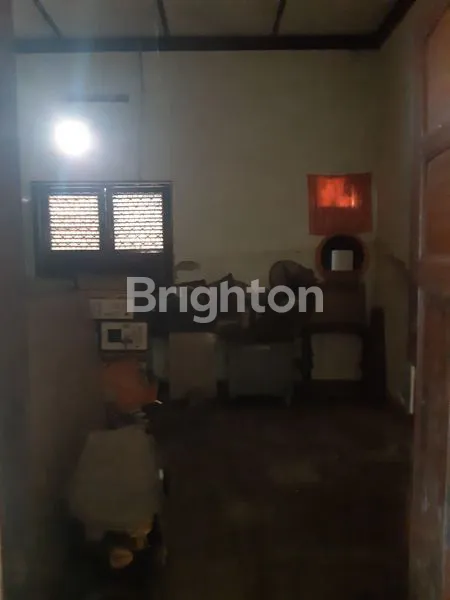 image RUMAH COCOK UNTUK KANTOR DI HALMAHERA SEMARANG (7)