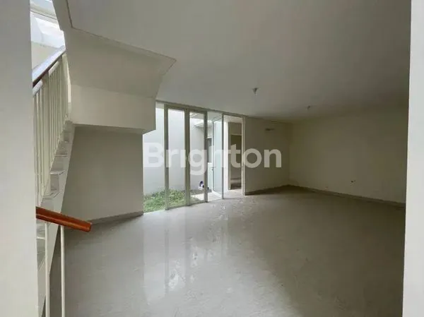 image RUMAH GRAND PAKUWON CLUSTER BRISBANE SURABAYA (3)
