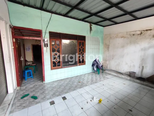 image RUMAH HUNI LUAS LOKASI SANGAT STRATEGIS KOTA KEDIRI (6)