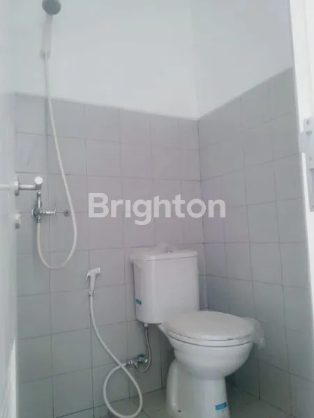 image RUMAH HOOK - BARU GRESS MINIMALIS DI CITRA GARDEN MALANG (8)