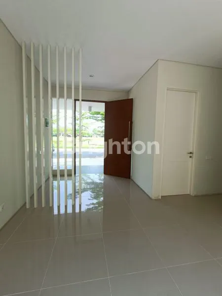 image RUMAH NORTHWEST PARK VIEW DANAU 2 LANTAI CITRALAND UTARA (5)