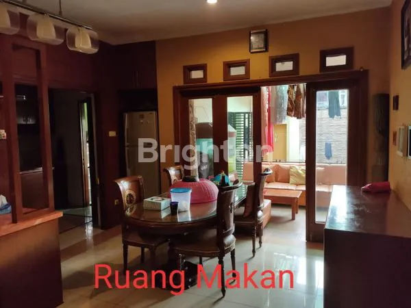 image RUMAH NYAMAN DI TENGAH KOTA (4)