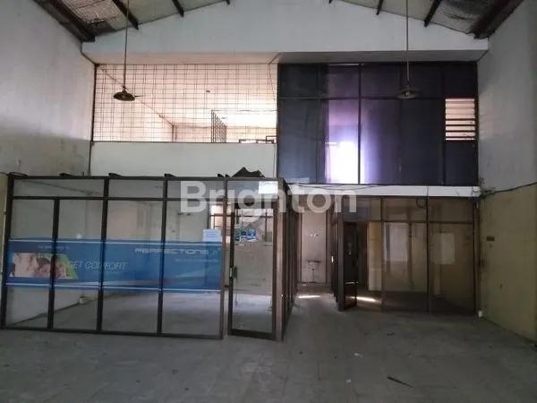 image DIJUAL GEDUNG BEKAS SHOWROOM (3)
