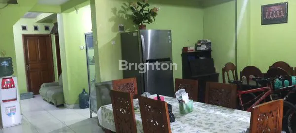 image RUMAH BESAR 2 1/2 LT ,  TGH KOTA, PADAT  PENDUDUK, BEBAS BANJIR (2)