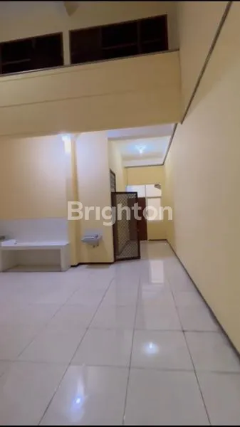 image RUMAH 1¼ LANTAI SIAP HUNI DEKAT RS SUWANDI, DEKAT JALAN RAYA KENJERAN (4)