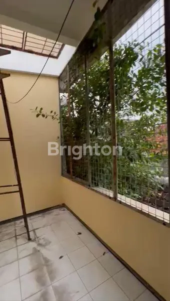 image RUMAH 1¼ LANTAI SIAP HUNI DEKAT RS SUWANDI, DEKAT JALAN RAYA KENJERAN (10)