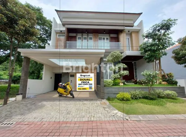 image RUMAH 2,5 LANTAI SOUTH EMERALD MANSION (1)