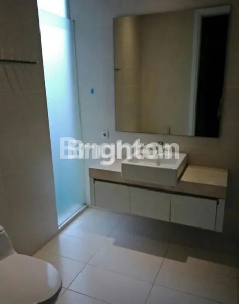 image RUMAH DI GRAHA FAMILY , SURABAYA BARAT (1)