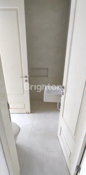 image HOT DEALS !!! RUMAH BARU GRAND ISLAND MOSSEL BAY SURABAYA TIMUR SIAP PAKAI !!! STRATEGIST !!! (6)