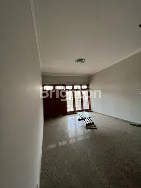 image RUMAH SIAP HUNI DEKAT DENGAN KLINIK, HOKKY, RS MITRA KELUARGA, PAKUWON MALL DI TAMAN HUNIAN SATELIT 1 (6)