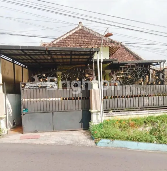 image RUMAH 2 LT. STRATEGIS POROS JALAN DEKAT GRAND  PERMATA JINGGA MALANG (1)