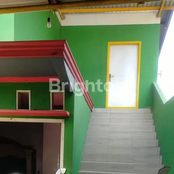 image RUMAH 2 LANTAI SIAP HUNI MINGGIRAN PAPAR KEDIRI (2)