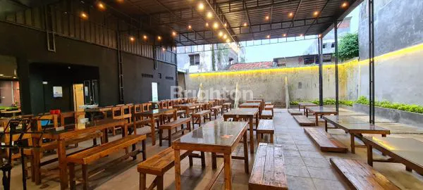 image HOT DEALS BERKAH !!! RUKO NIBUNG PERAK, SURABAYA SIAP PAKAI !! STRATEGIST, MODERN DAN ELEGANT !!! (6)