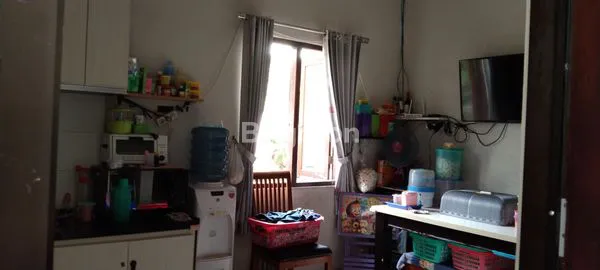 image RUMAH SIAP HUNI FULL FURNISHED DI JOGJA UTARA. AREA HOTEL HYATT, SLEMAN CITY HALL, JOGLA CITY MALL, RINGROAD, KAMPUS UGM UNIVERSITAS GAJAH MADA. (3)