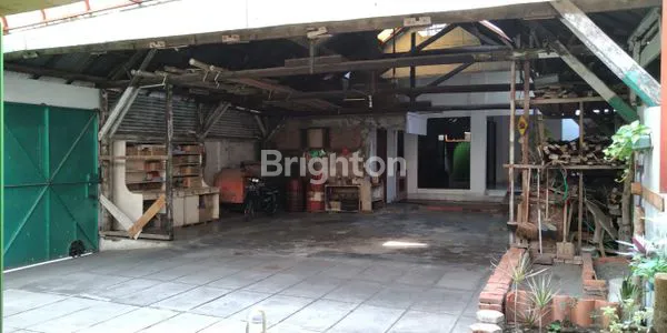 image RUMAH + TOKO 2 LANTAI  DI TENGAH KOTA KEDIRI  (4)