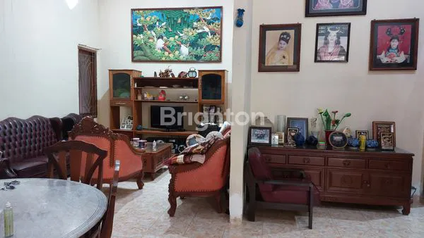 image RUMAH REAL ESTATE HOOK TINGKAT NO RENOVASI PLUS PERABOT  (2)