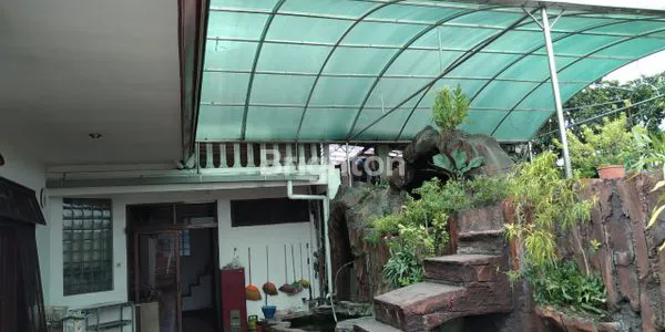 image RUMAH TOKO DI JALAN RAYA YANG RAMAI (6)