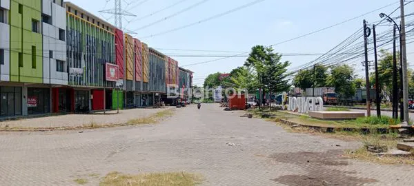 image LANGKA!! 3 RUKO JEJER HADAP 0 JALAN, PARKIRAN LUAS GEMPOL 9 AVENUE (2)