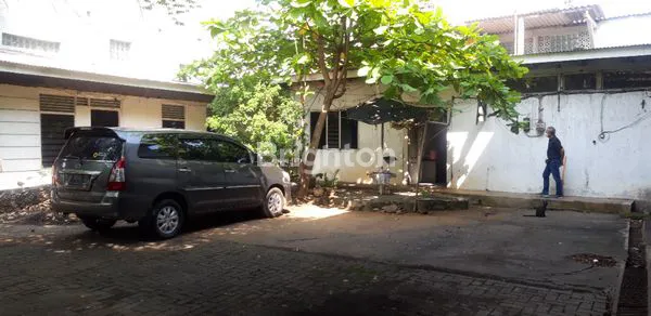 STRATEGIS NIH, BELI TANAH BONUS GUDANG DI JALAN UTAMA SEMARANG - KENDAL