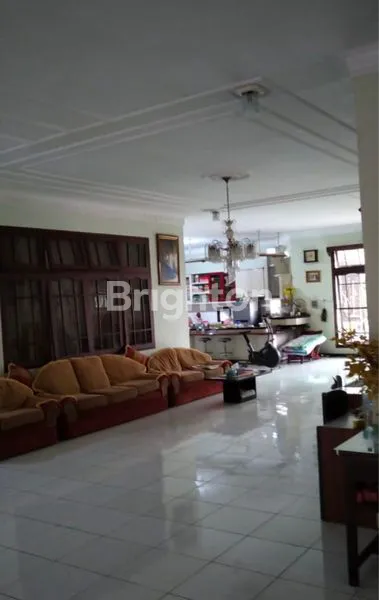 image RUMAH + TOKO 2 LANTAI NOL JALAN TENGAH KOTA KEDIRI  (1)