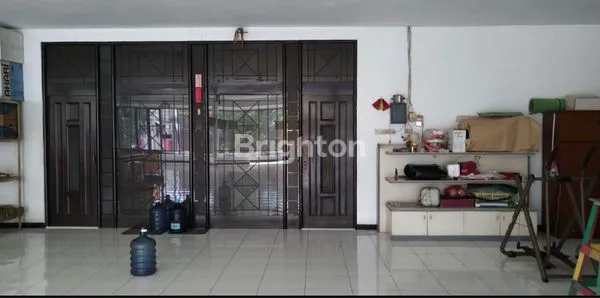 image RUMAH + TOKO 2 LANTAI NOL JALAN TENGAH KOTA KEDIRI  (4)