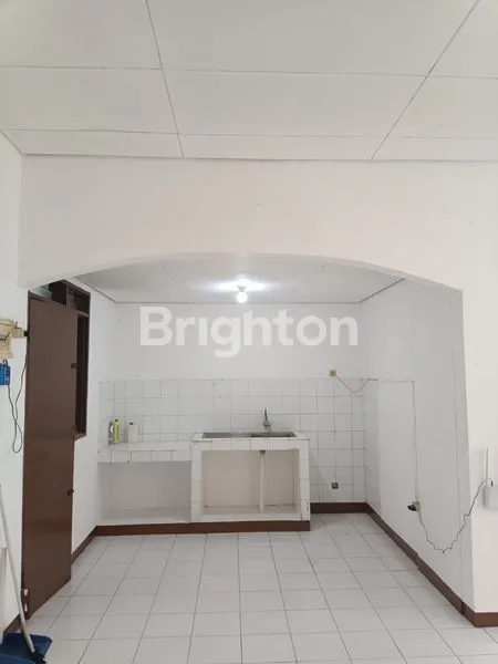 image RUMAH SAMBIKEREP INDAH TIMUR (7)