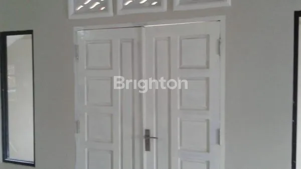 image RUMAH KEREN LOKASI DI TENGAH KOTA DEKAT FASILITAS UMUM (4)